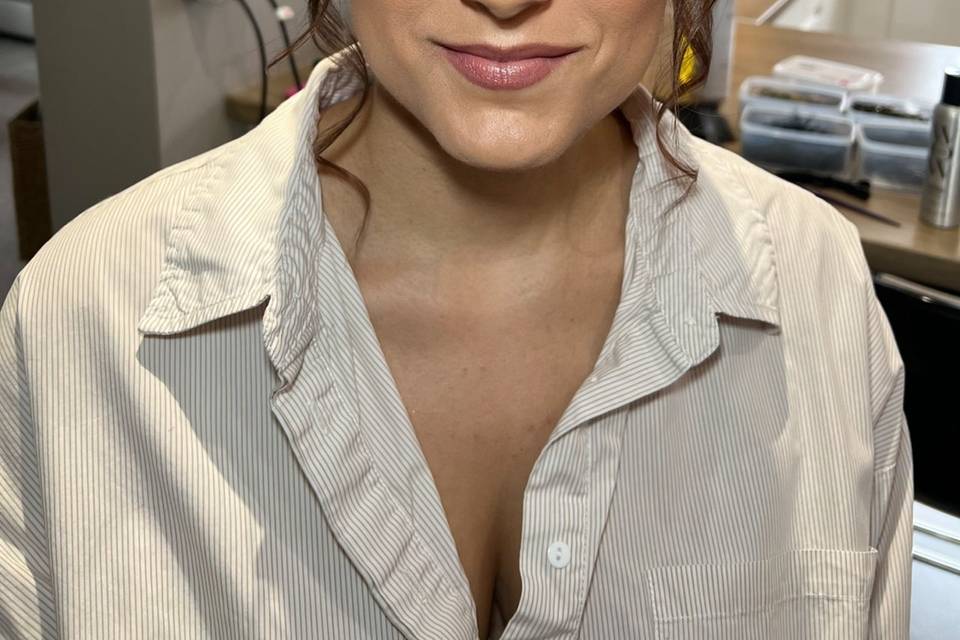 Maquillage coiffure invitée