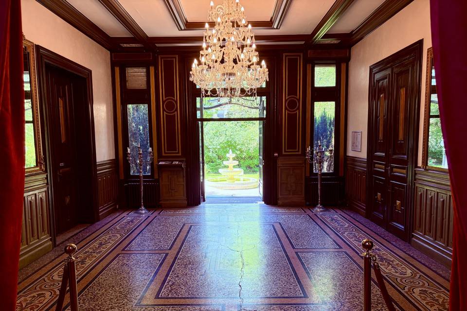 Hall principal