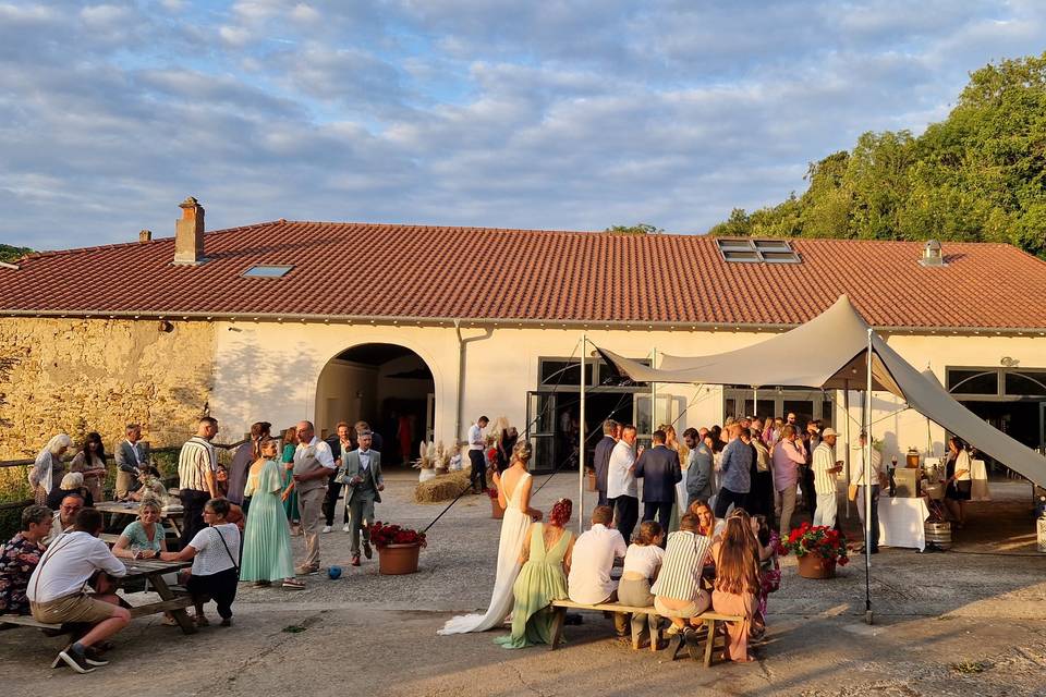 mariage chic et romantique La grange Inspirée Sion