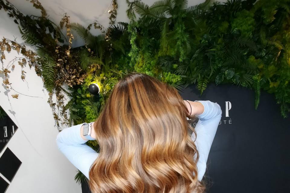 Cheveux wavy lâcher