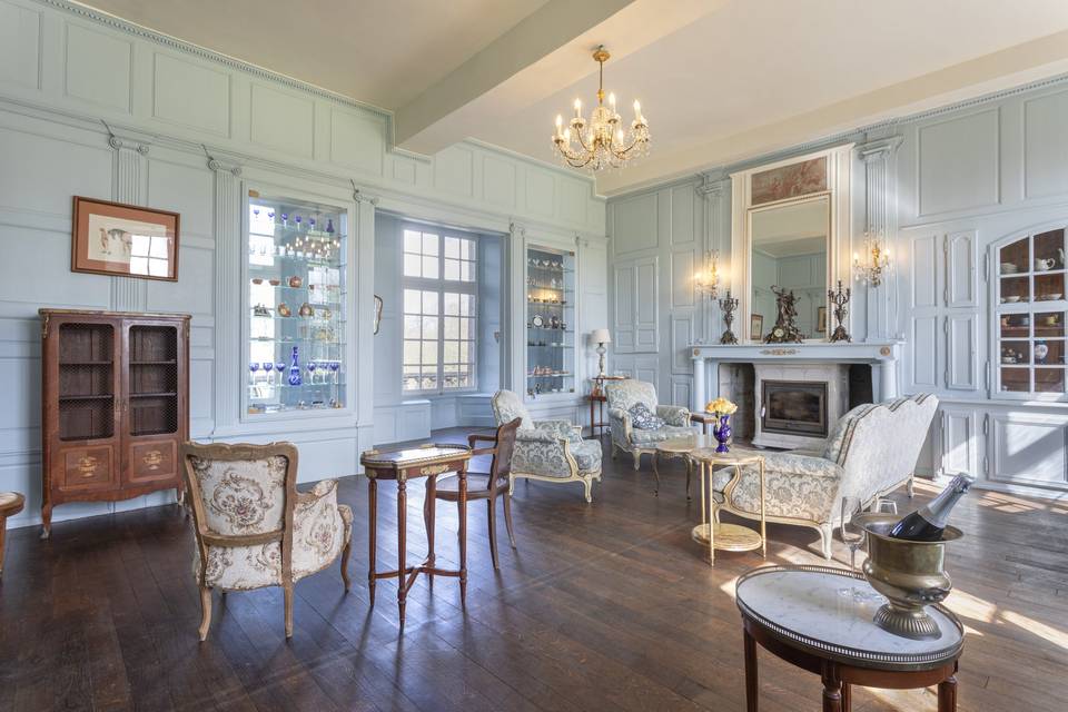 Le Salon Bleu