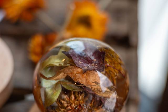 Sphère automne résine