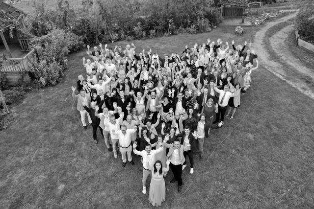 Photo aérienne d’un mariage