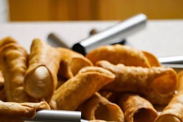 Préparation des cannoli
