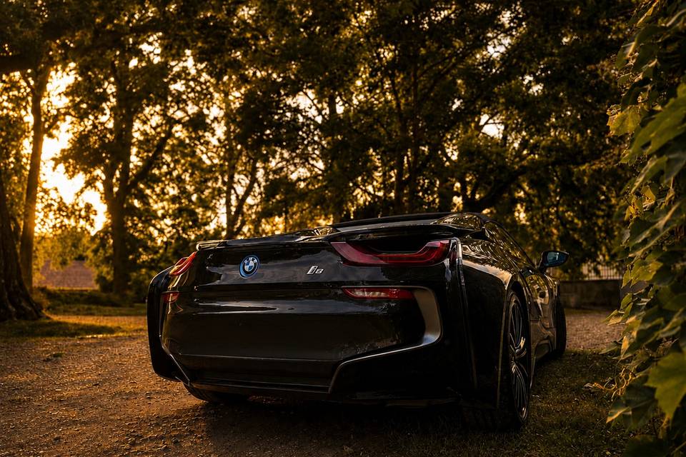 BMW i8