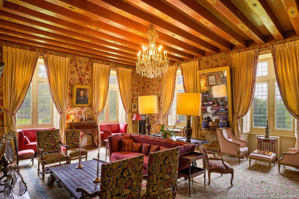 SALON CHATEAU