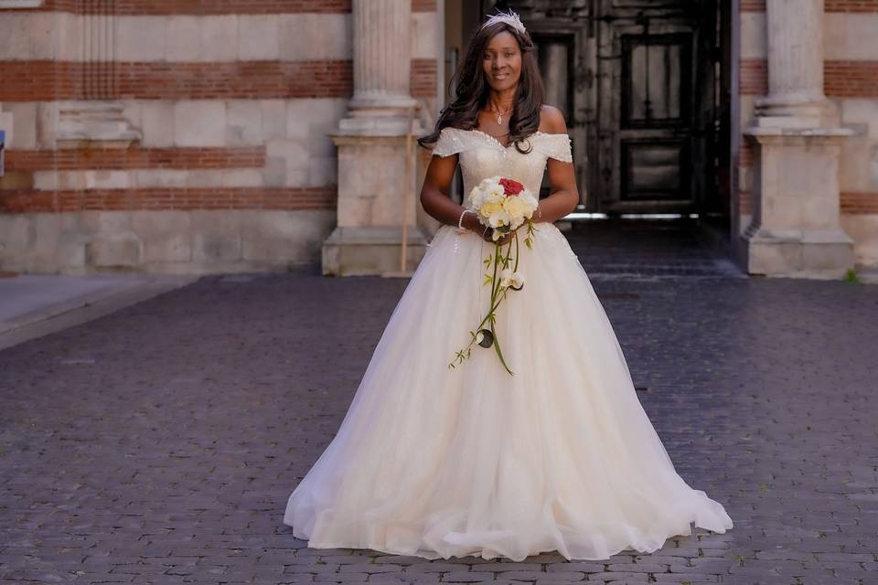 La mariée, dans toute sa grâce