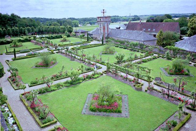 Jardin renaissance et roseraie