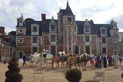 Calèche mariage au château