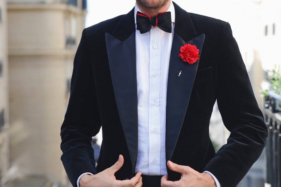 Look Tuxedo oeillet blanc