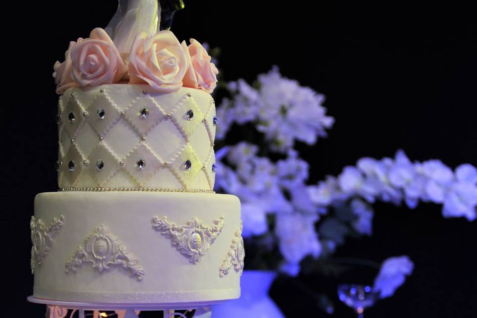 Weeding cake