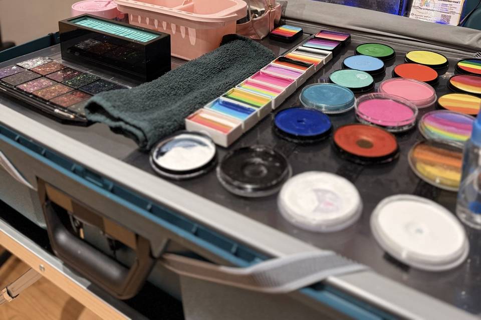 Stand maquillage enfant
