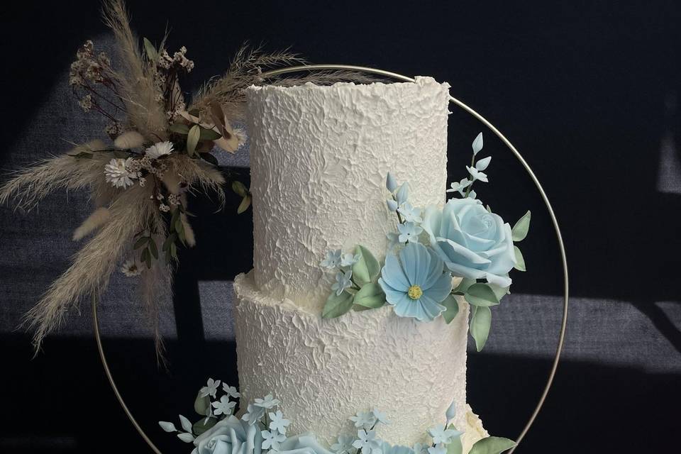 Wedding cake bleu pastel
