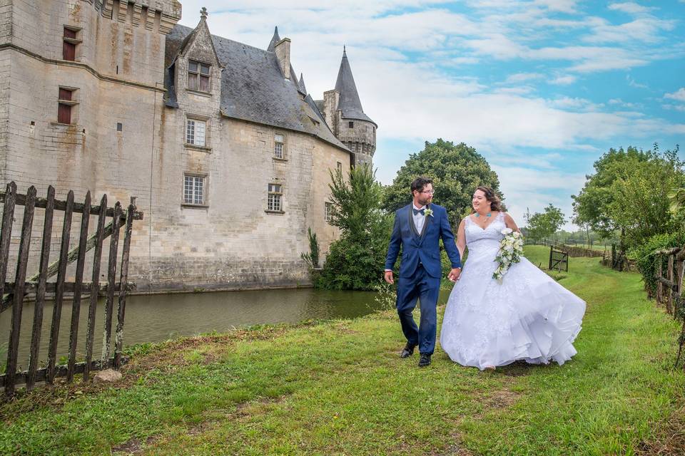 Couple au chateau