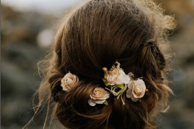 Chignon coiffé, décoiffé