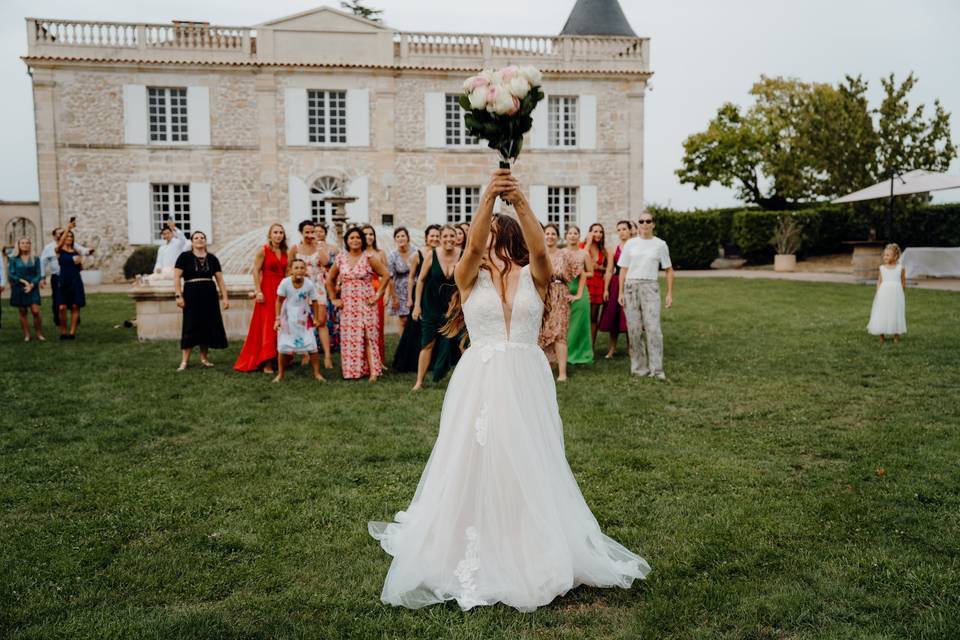 Qui va recevoir le bouquet