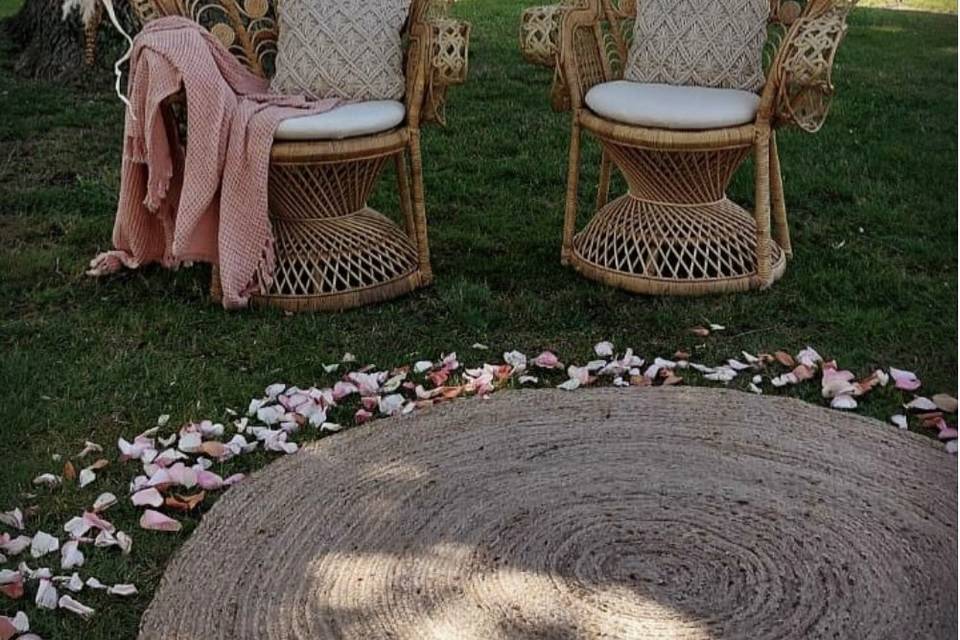 Décoration chaises des mariés
