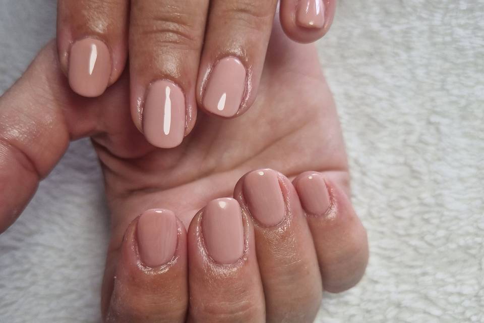 Ongles mariée