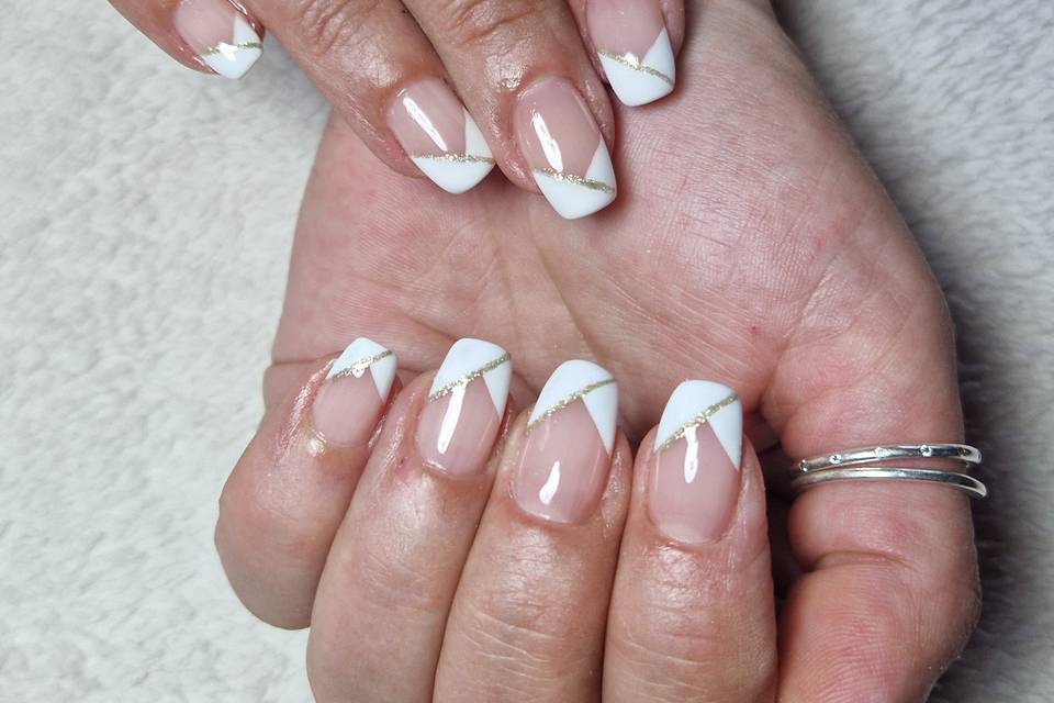 Ongles mariée