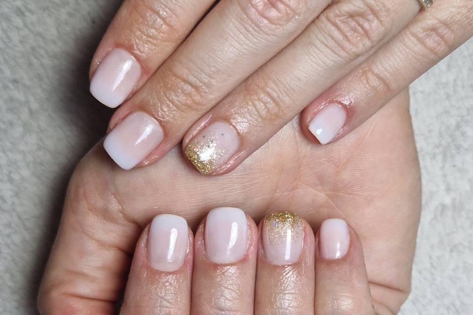 Ongles mariée