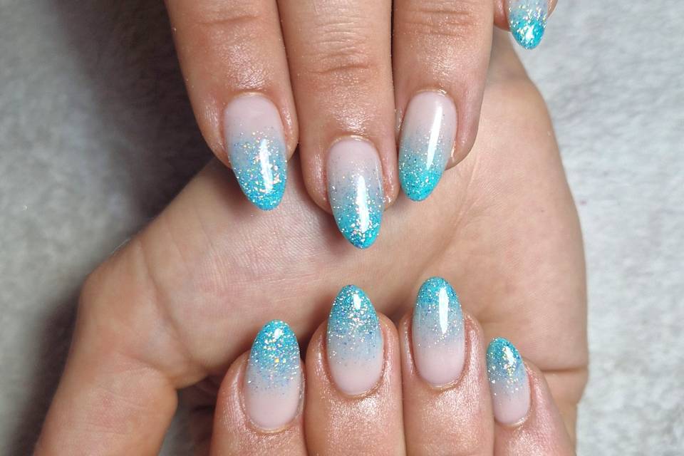 Ongles mariée