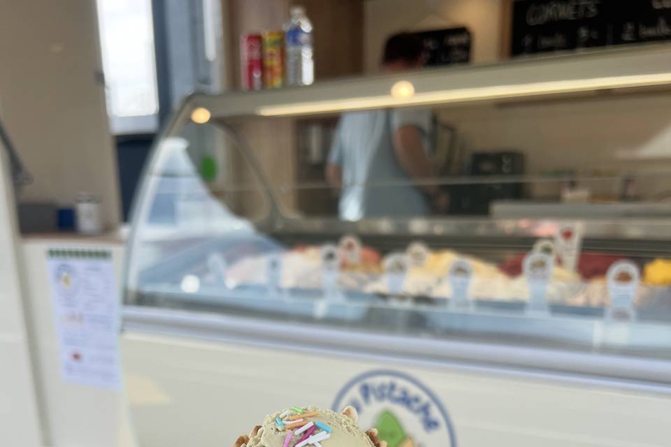 Glaces bleu pistache ice-truck