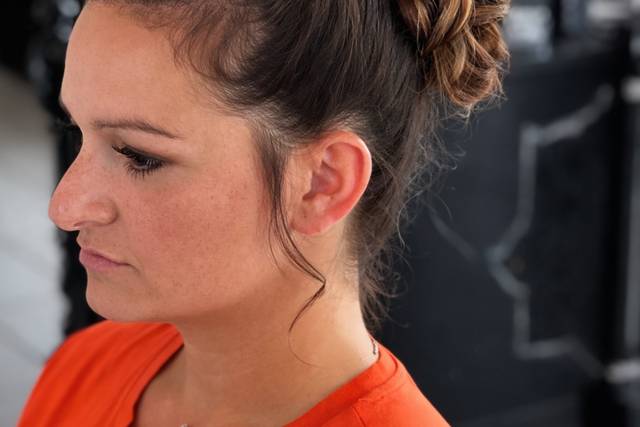 Chignon haut volumineux