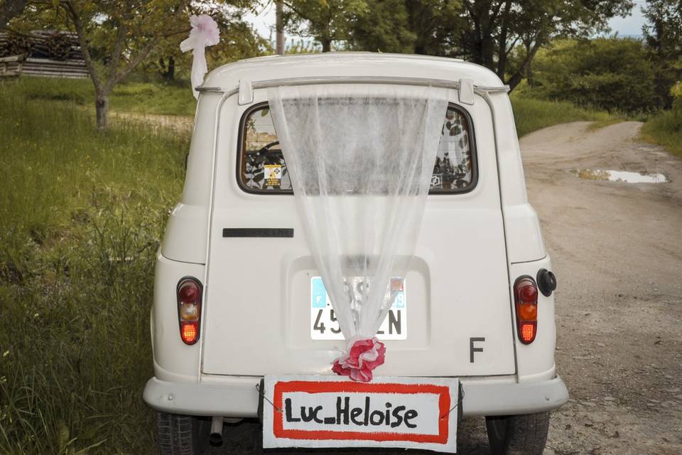 Voiture Mariées 2