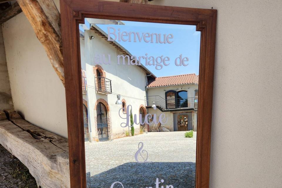 Panneau de bienvenue