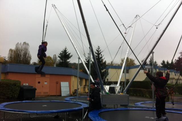 Bungy 3 - Trampolines