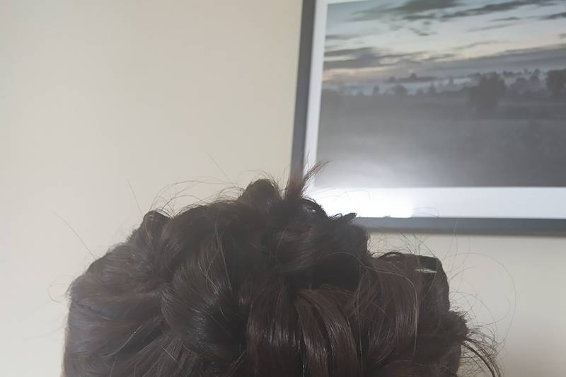 Chignon haut flou