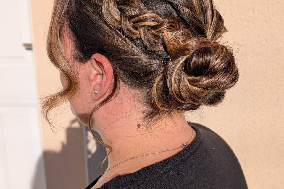 Chignon avec natte