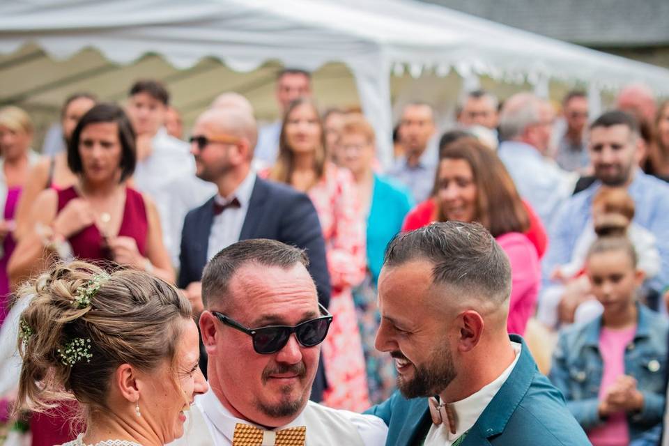 Témoin et mariée