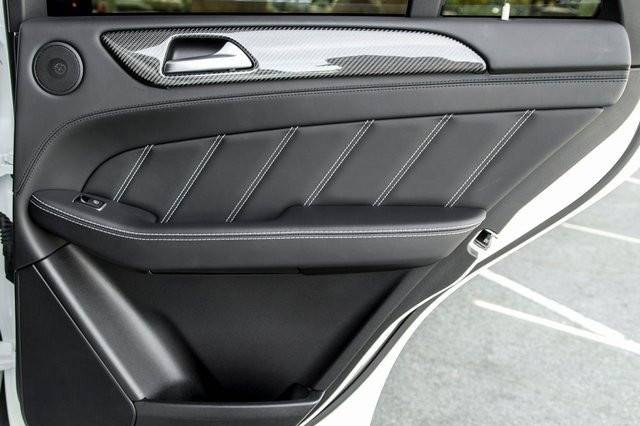 Paris Luxury Car