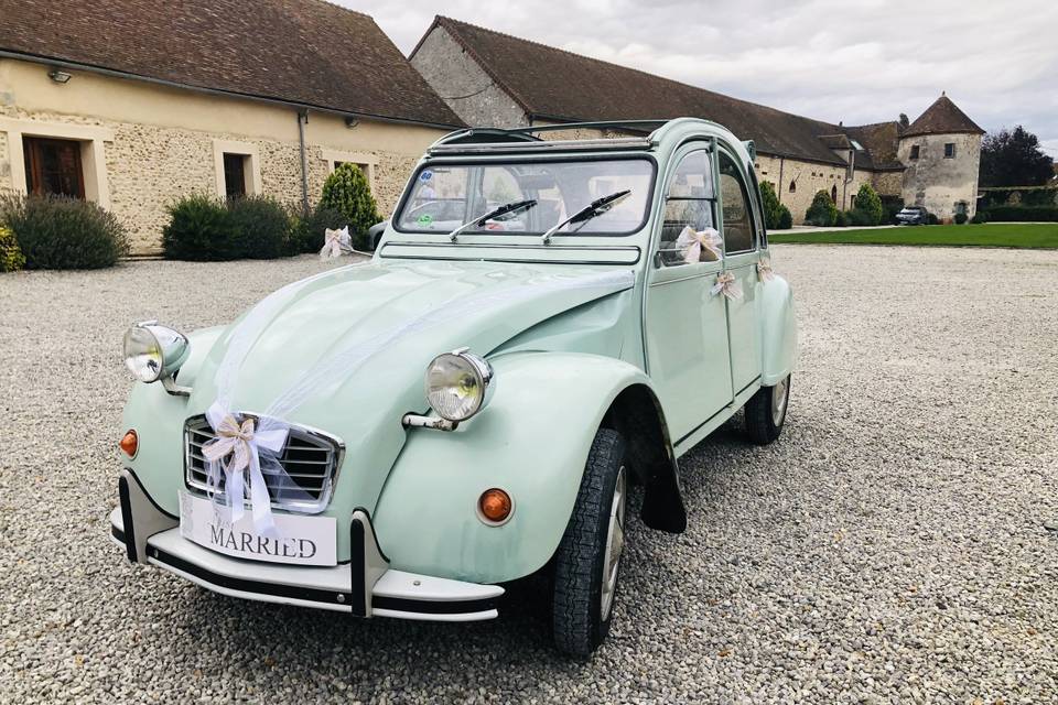 Décoration 2CV