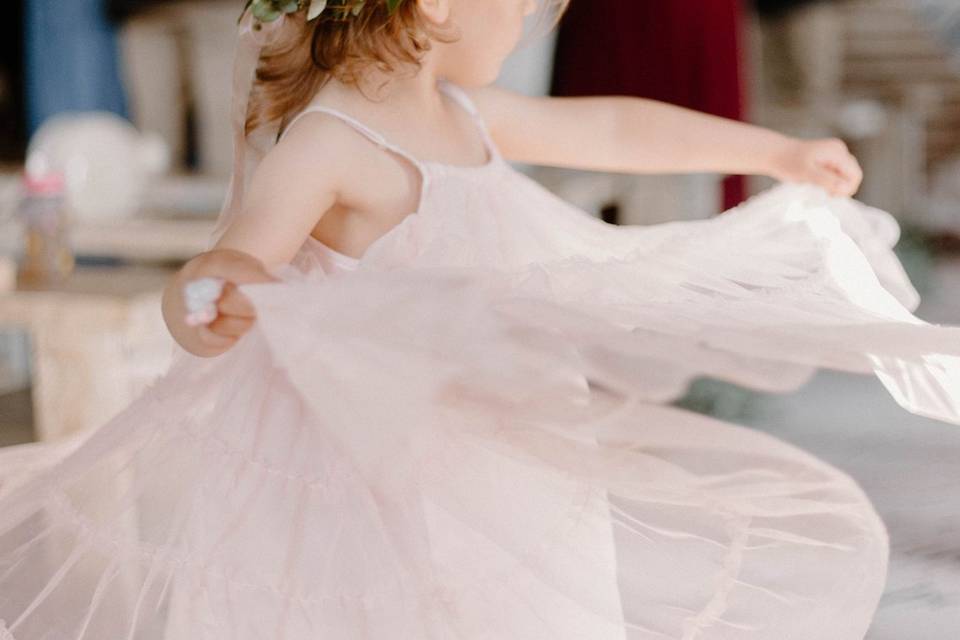 Enfant dançant
