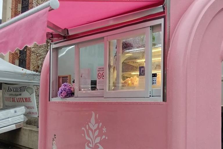 Café and Bloom