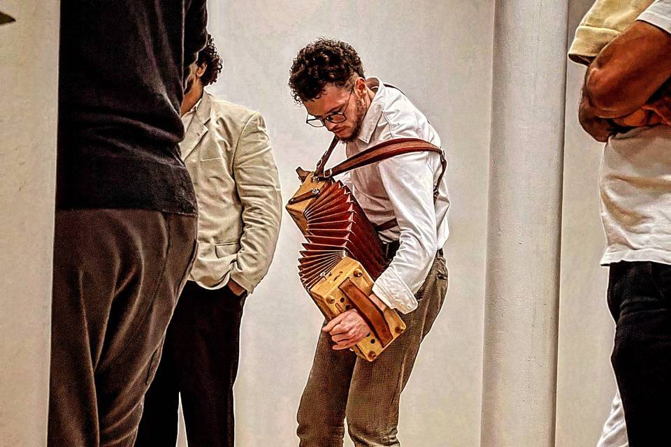 Aubin Lebossé - Accordéoniste