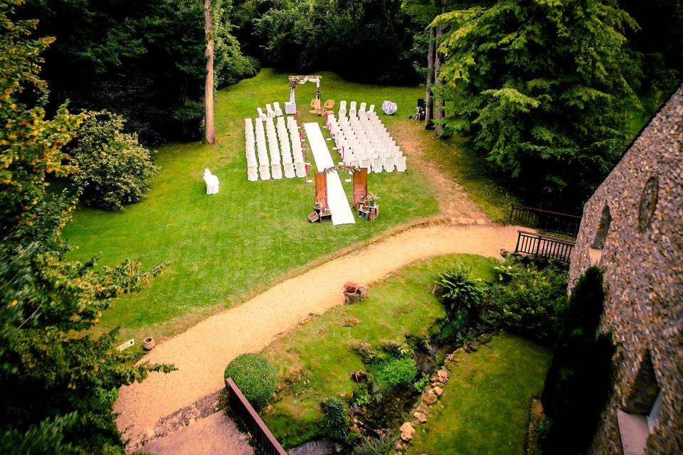 Le beau parc pour la cérémonie