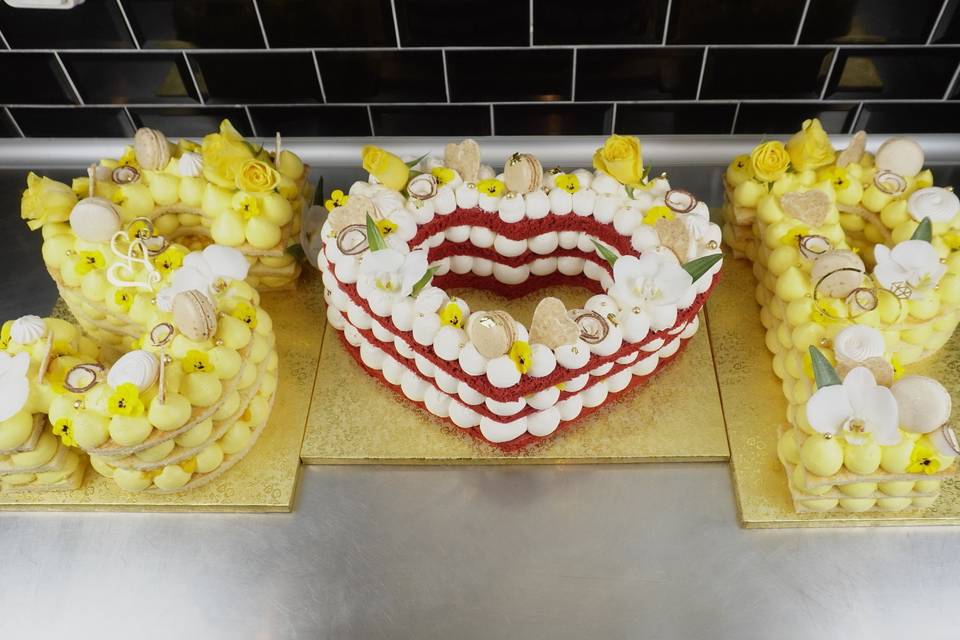 Letter cakes et heart cake