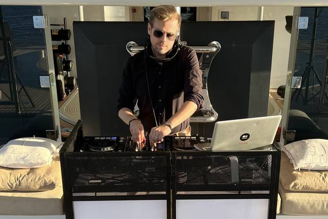DJ Yacht Monaco