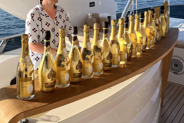 DJ Yacht Cannes