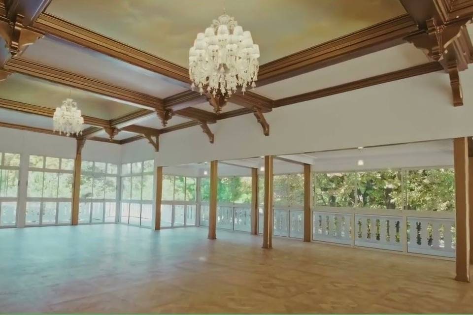 Le Salon Petit Gravelle