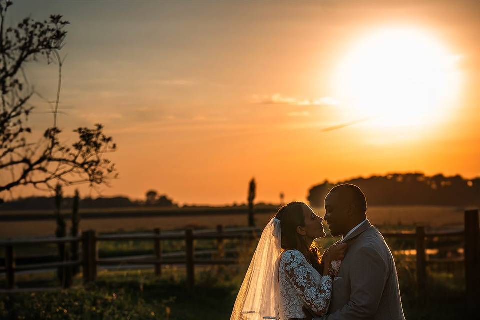 Les mariés coucher de soleil