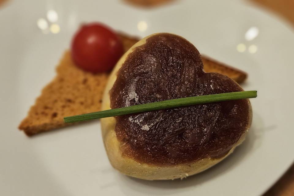 Foie gras maison et confiture