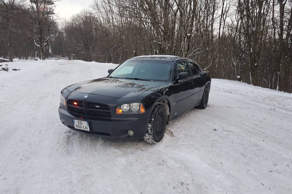 Dodge charger police av