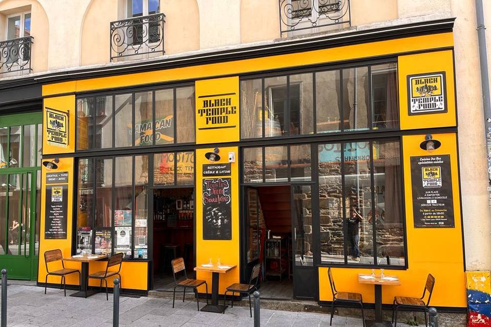 Façade Restaurant