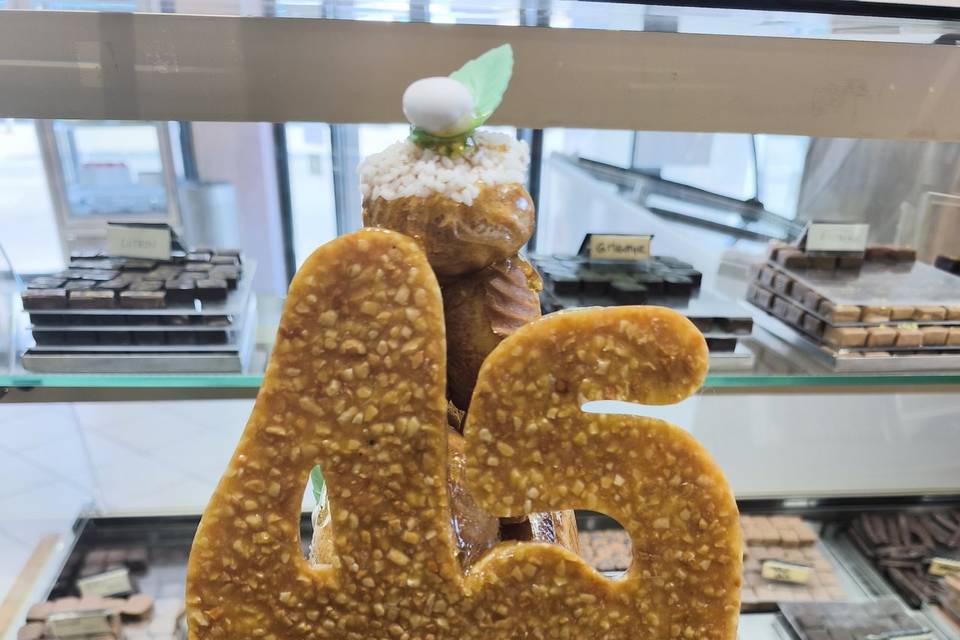 Pièce montée choux et décor