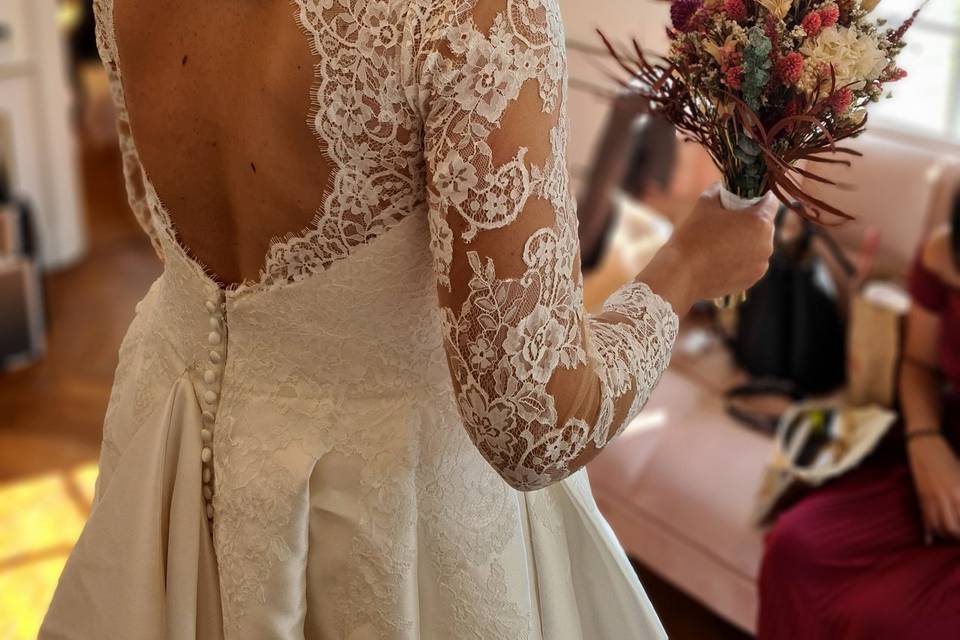 Mariée et bouquet