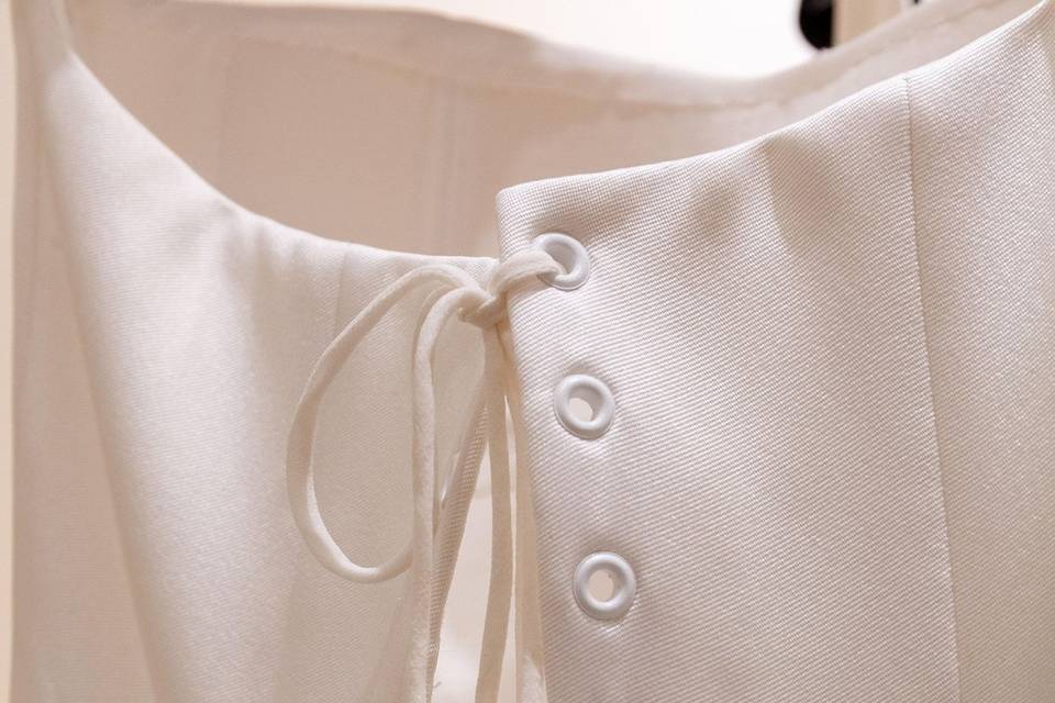 fermeture_lacets_robe_mariee